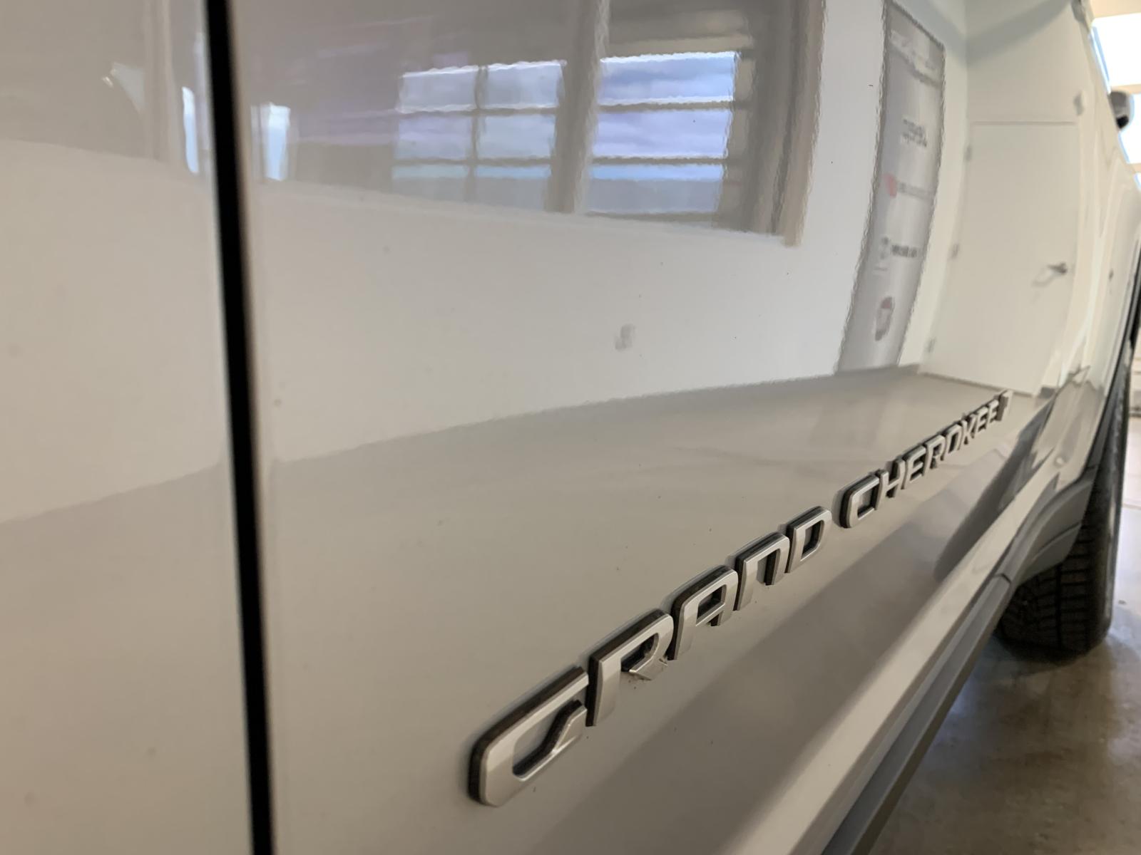 Jeep Grand Cherokee Limited 2024 — photo 7