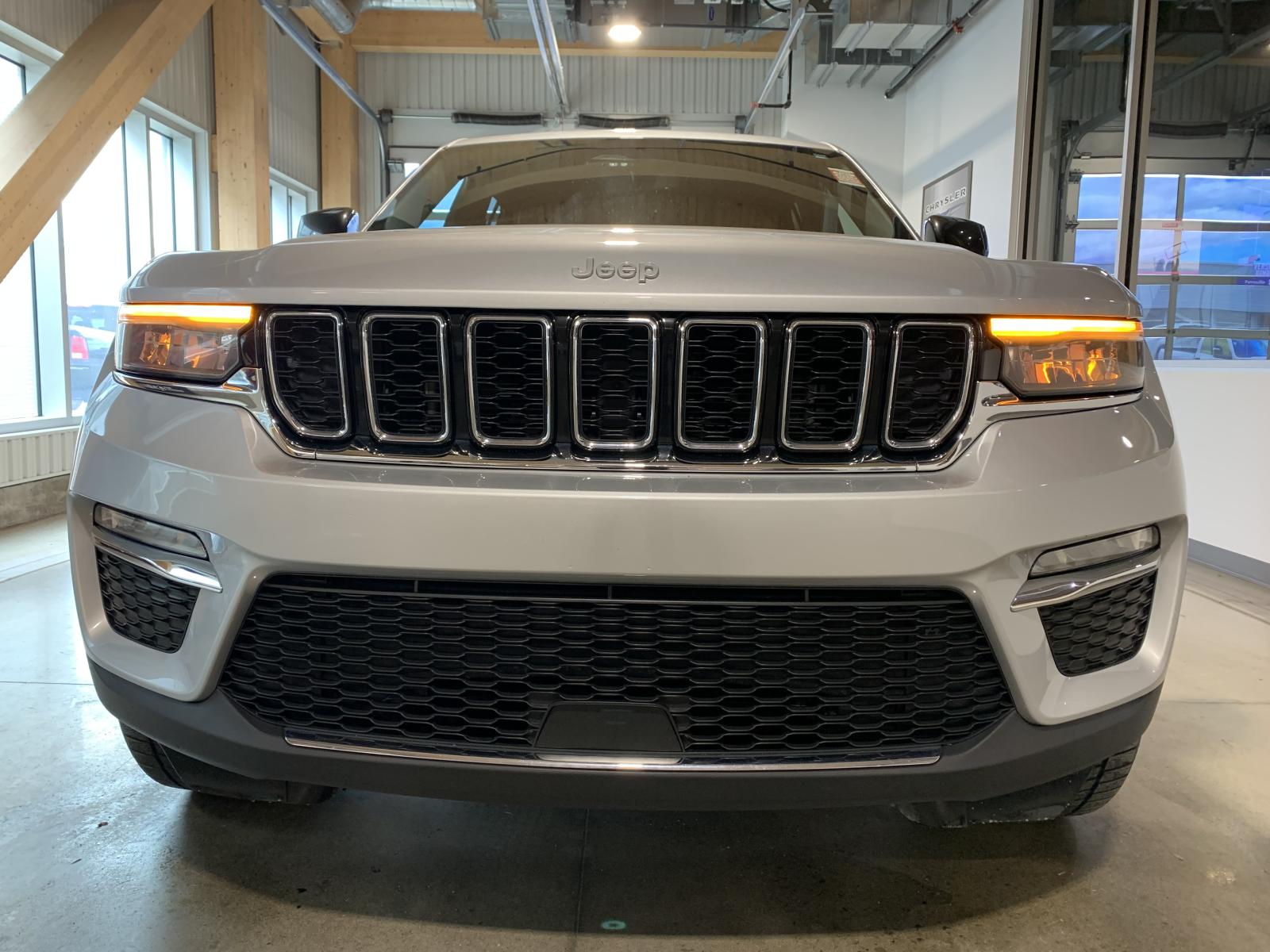 Jeep Grand Cherokee Limited 2024 — photo 6