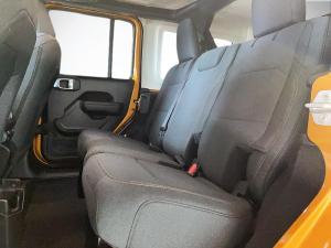 Miniature 14 Jeep Wrangler 4 Door Willys 2026