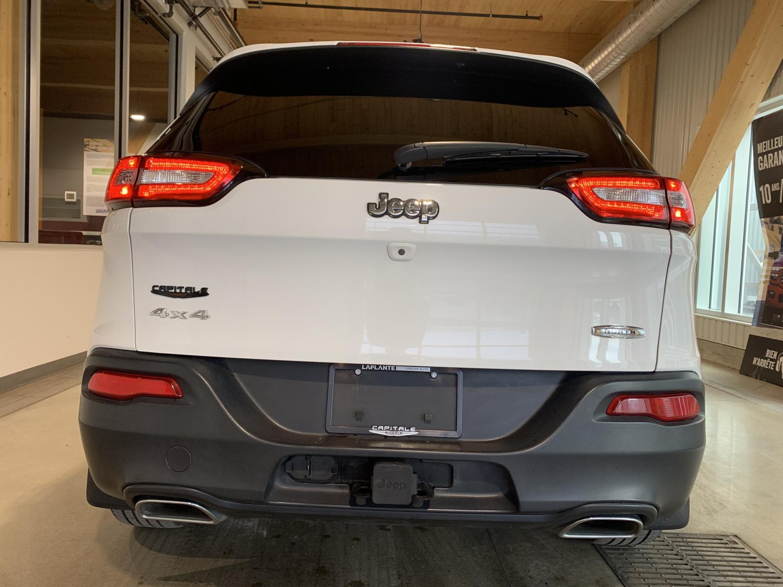 Jeep Cherokee North 2016 — photo 3