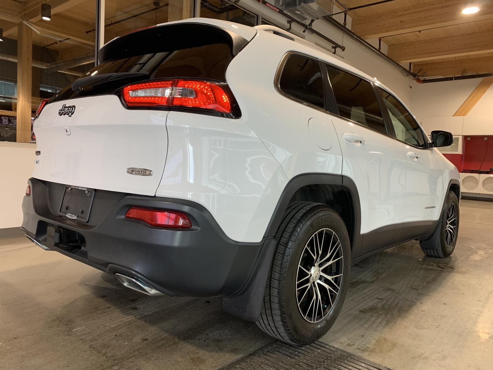 Jeep Cherokee North 2016 — photo 4