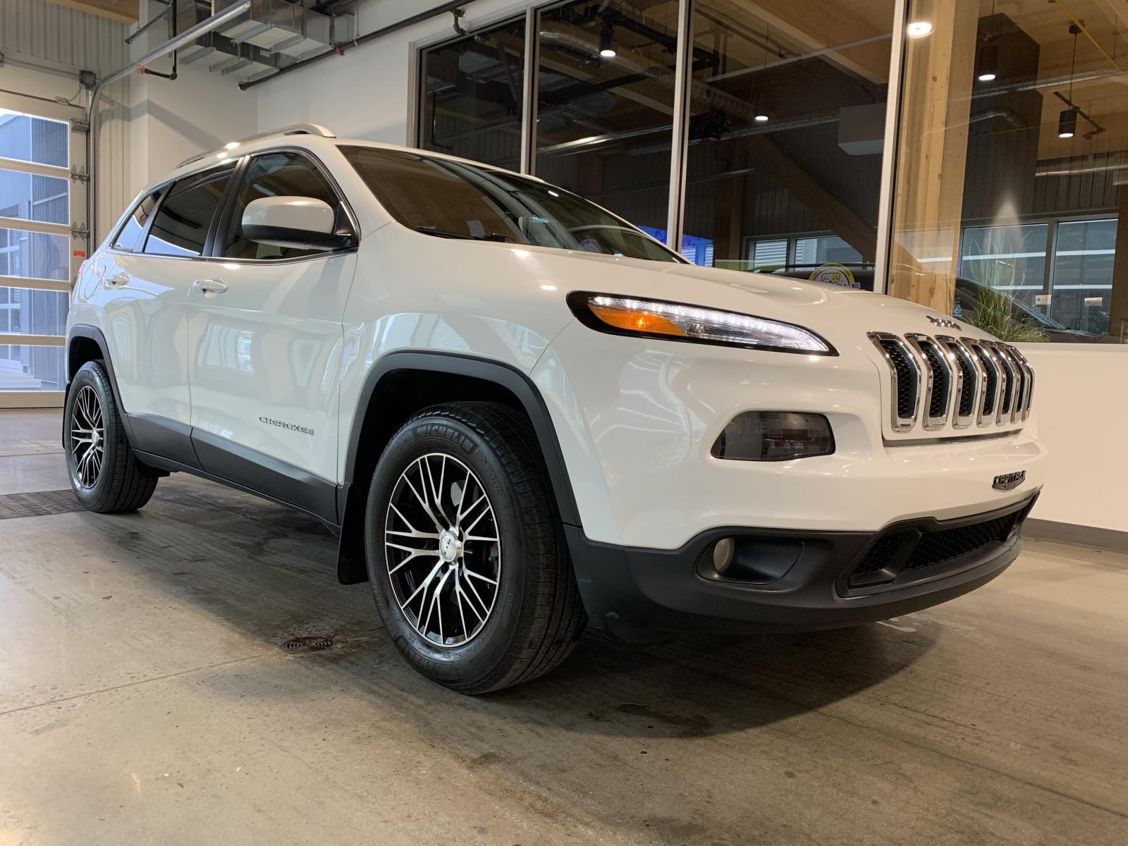 Jeep Cherokee North 2016 — photo 5