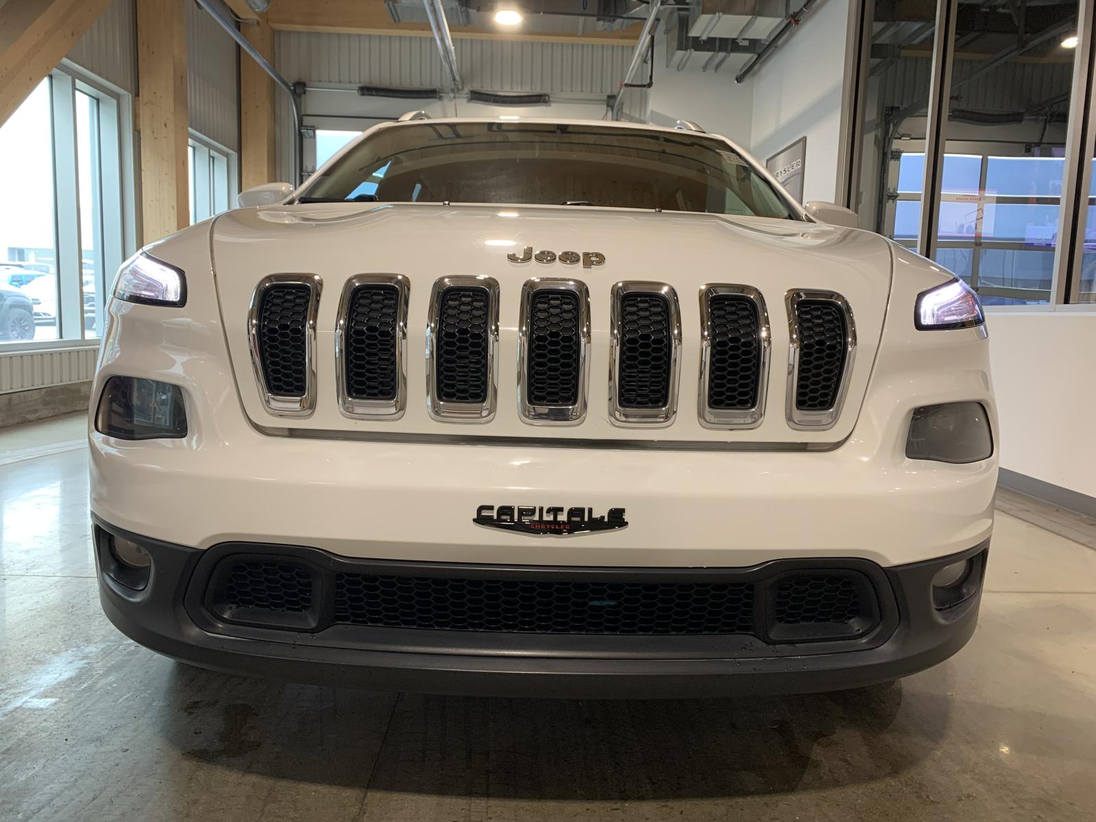 Jeep Cherokee North 2016 — photo 6