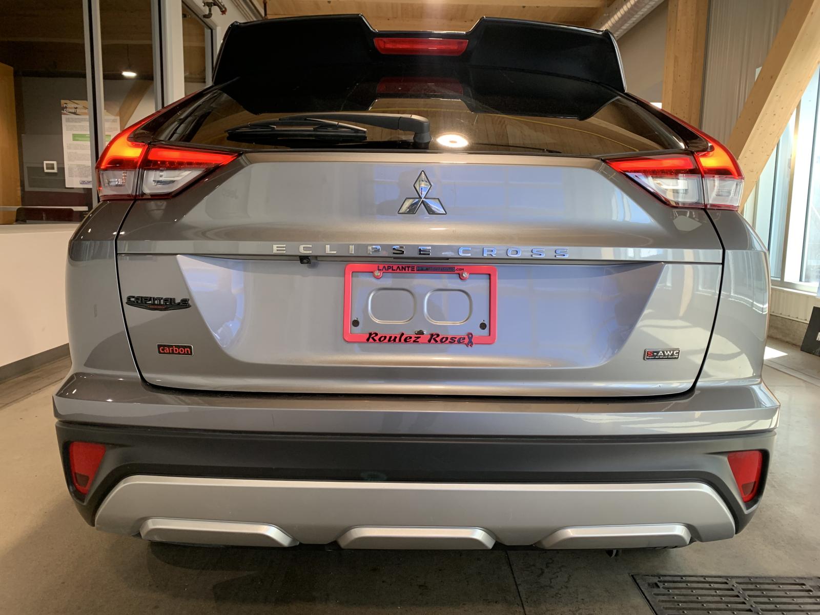 Mitsubishi Eclipse Cross Carbon 2023 — photo 3