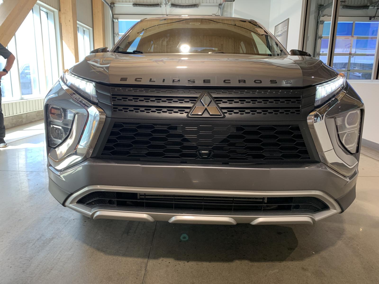 Mitsubishi Eclipse Cross Carbon 2023 — photo 6