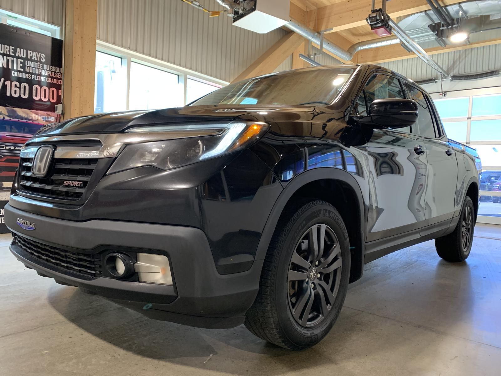 Black 2019 Honda Ridgeline Pickup Truck All-Wheel Drive Automatic