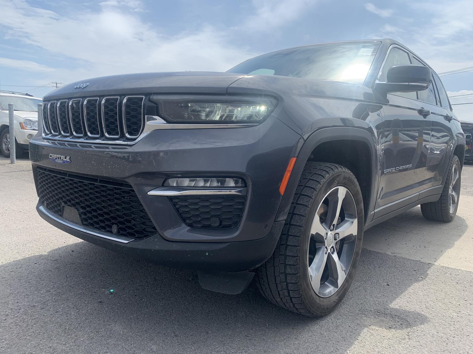 Gray 2022 Jeep Grand Cherokee 4xe 4WD SUV / Crossover Four-Wheel Drive Automatic