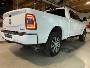 Miniature 5 RAM 2500 Laramie 2022