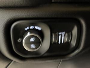 Miniature 28 RAM 2500 Laramie 2022