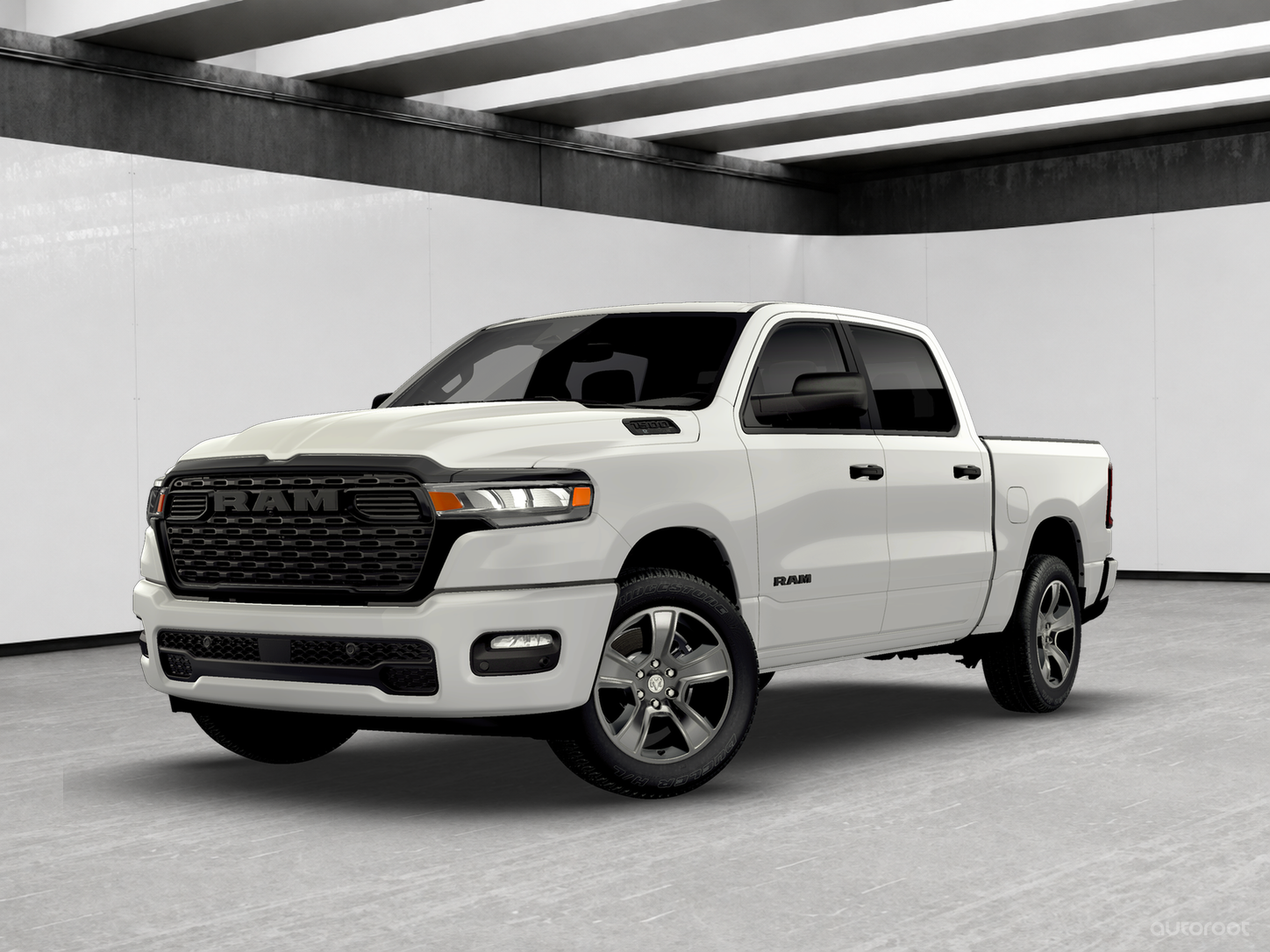 2026 RAM 1500 Express Crew Cab 4WD