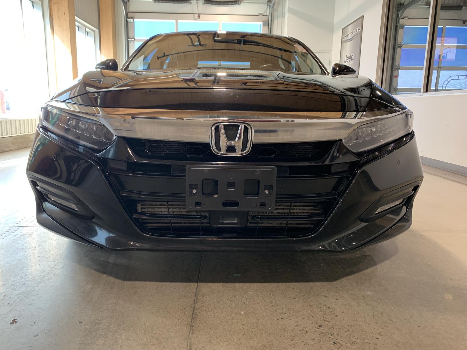 Honda Accord Touring 2018 — photo 5