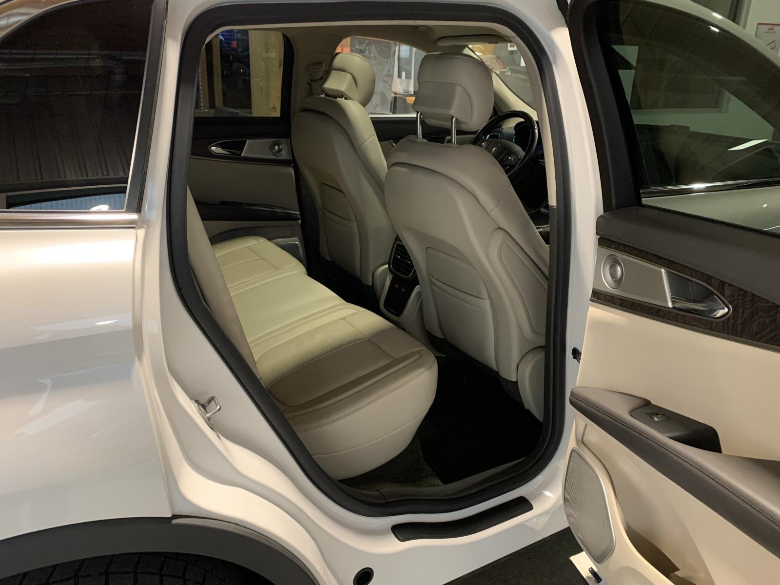 Lincoln MKX Reserve 2016 — photo 8