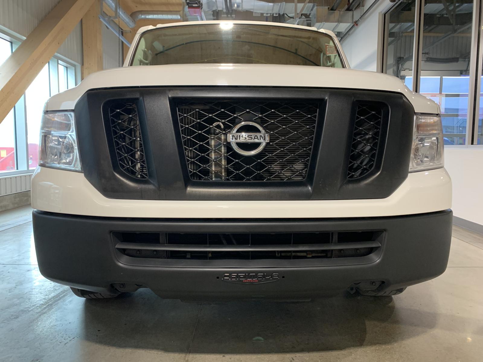 Nissan NV 2021 — photo 5