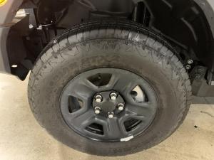 Miniature 8 Jeep Wrangler Sport 2026