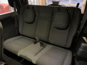 Miniature 12 Jeep Wrangler Sport 2026