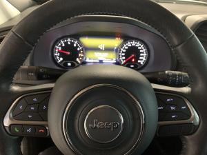 Thumbnail 17 Jeep Renegade Limited 2019