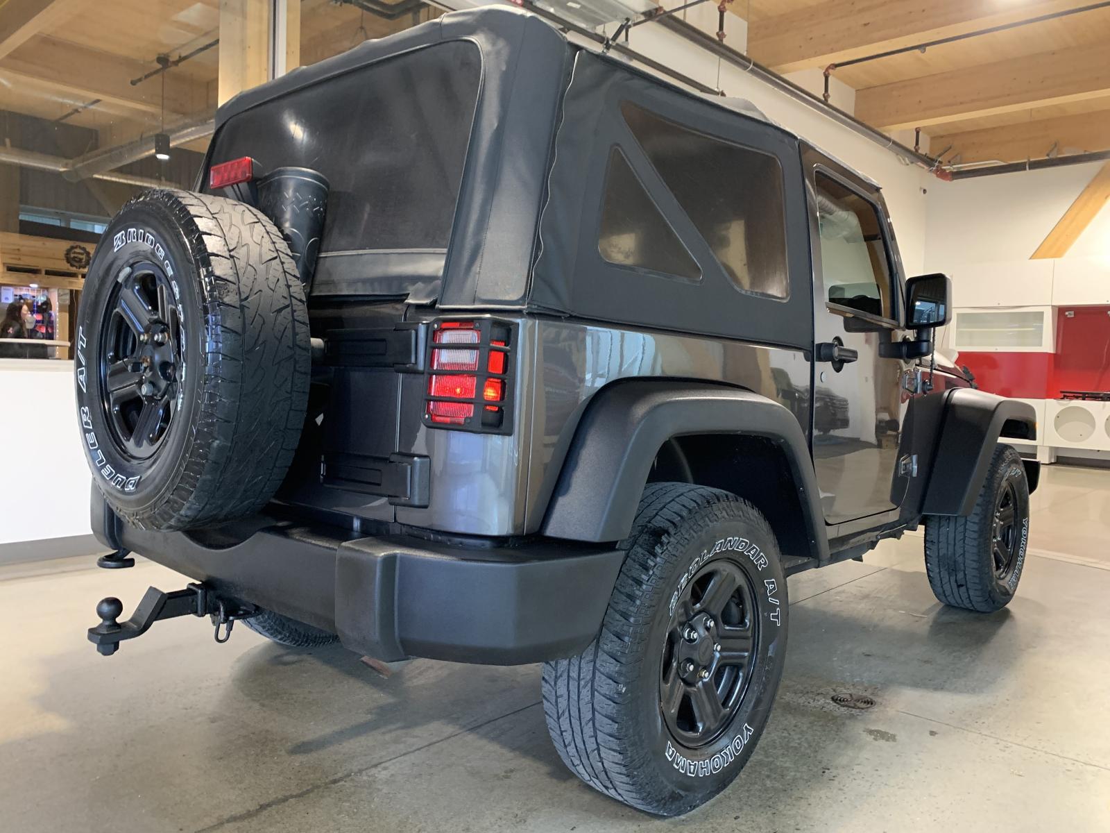 Jeep Wrangler Sport 2018 — photo 4