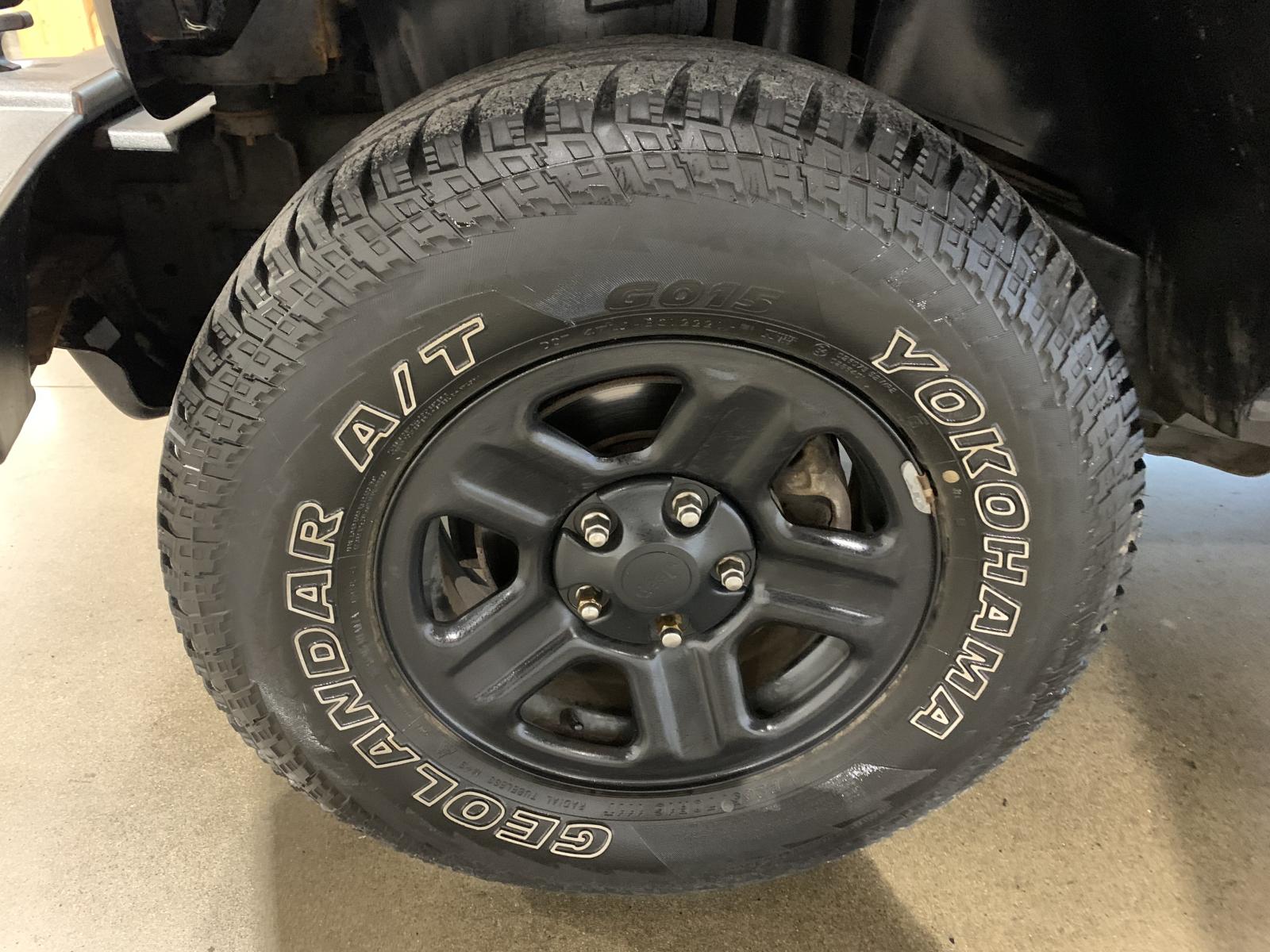 Jeep Wrangler Sport 2018 — photo 7