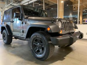 Miniature 6 Jeep Wrangler Sport 2018