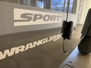 Miniature 29 Jeep Wrangler Sport 2018