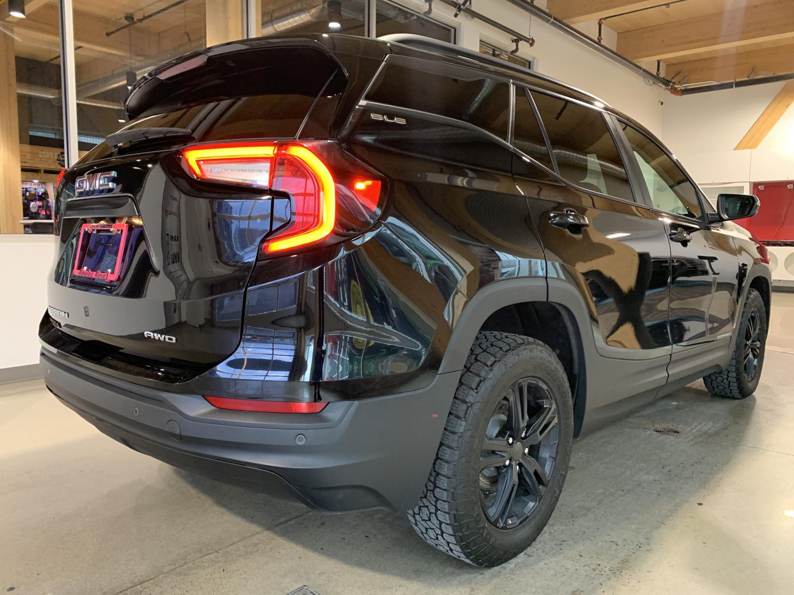 GMC Terrain SLE 2022 — photo 4