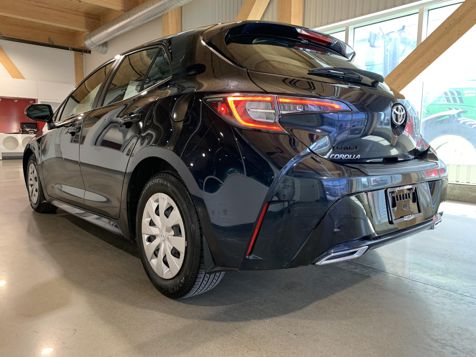 Toyota Corolla SE 2021 — photo 2