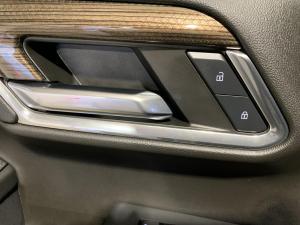 Miniature 31 Chevrolet Silverado LT Trail Boss 2024