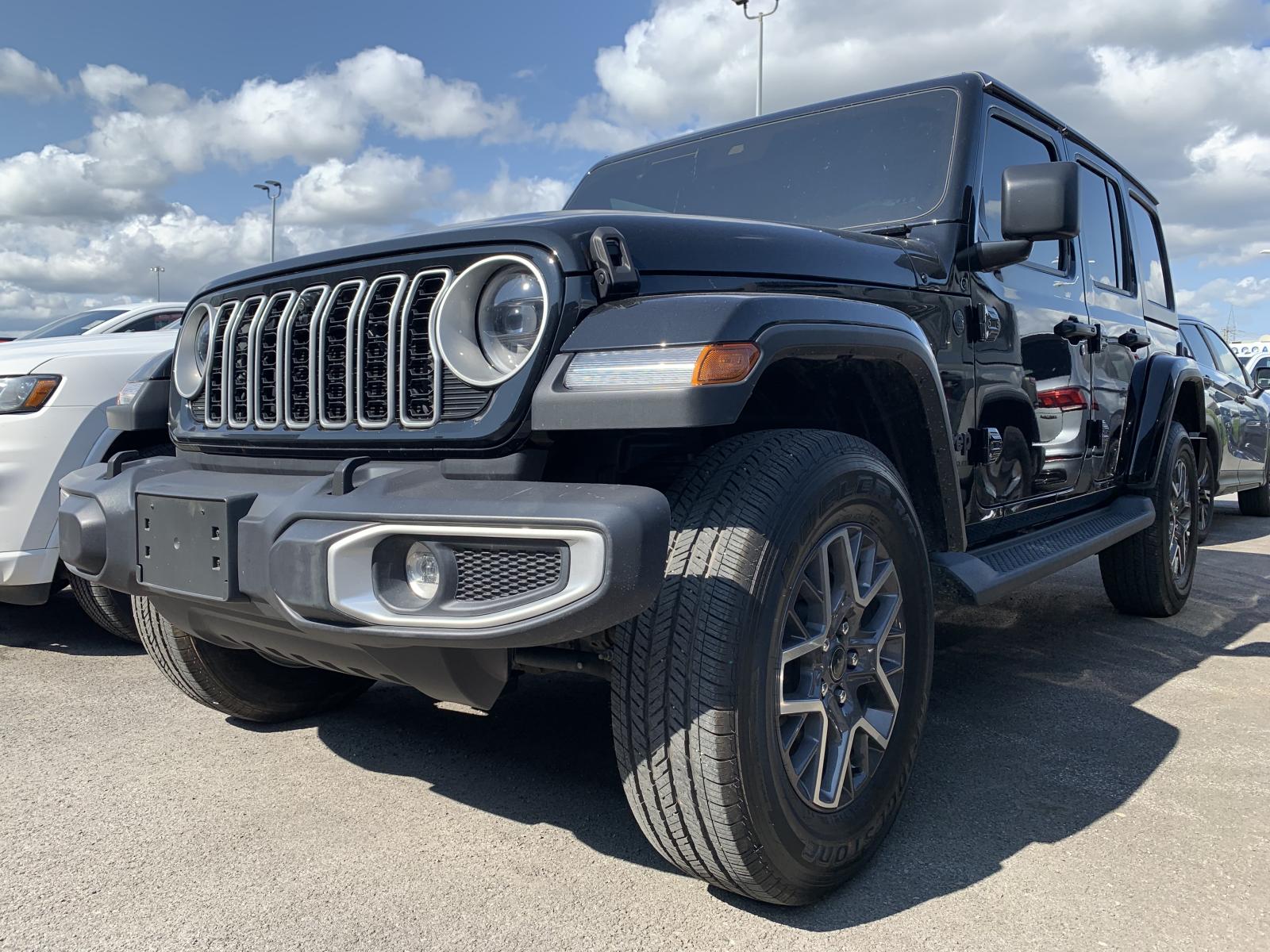 Jeep Wrangler Sahara 2025