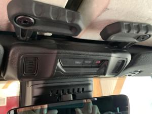 Miniature 28 Jeep Wrangler Sahara 2025