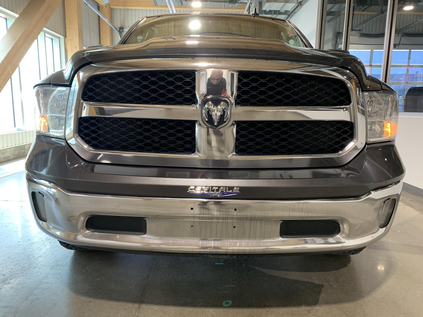 RAM 1500 SXT 2019 — photo 7
