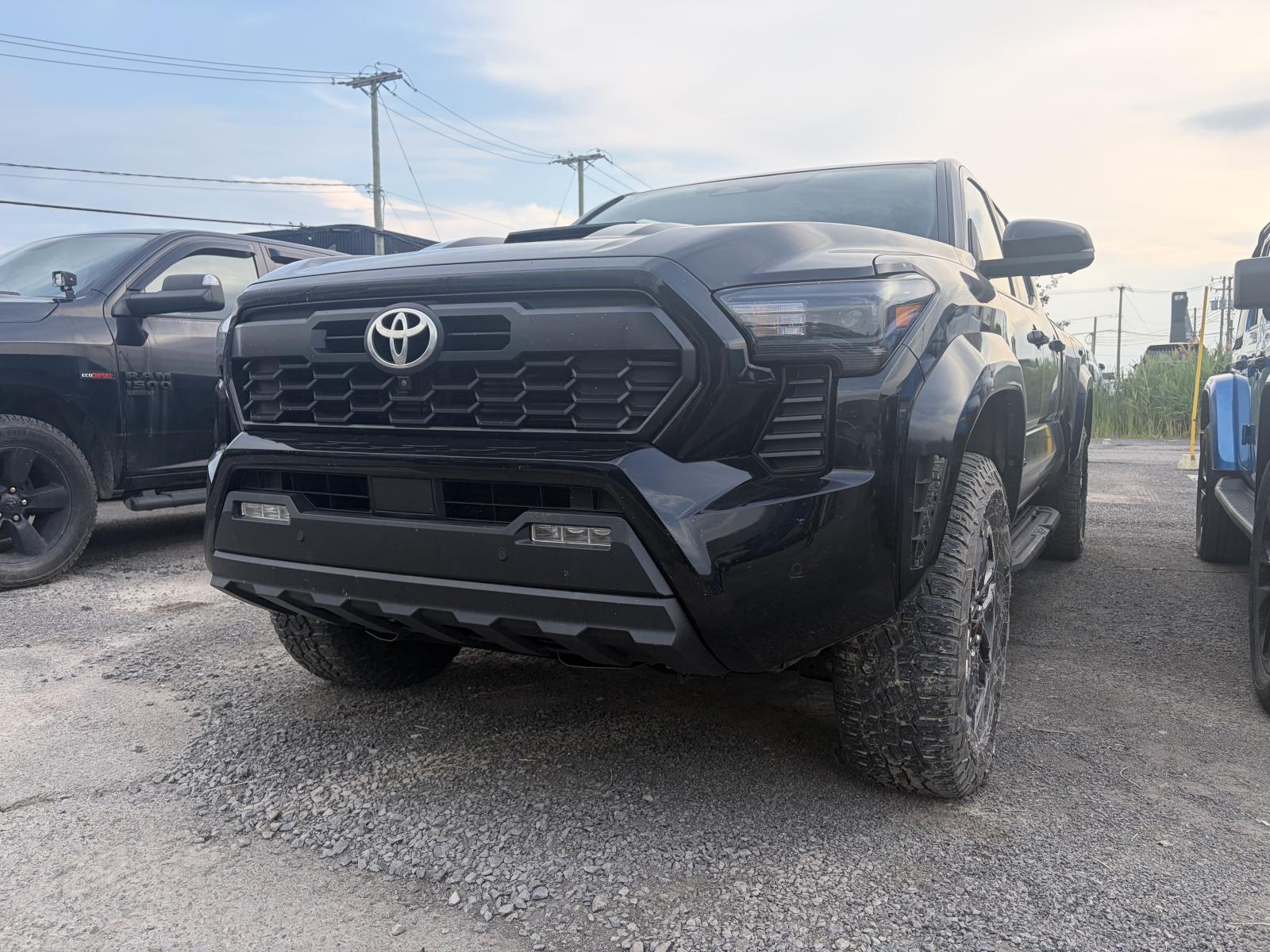 Toyota Tacoma SR5 2024