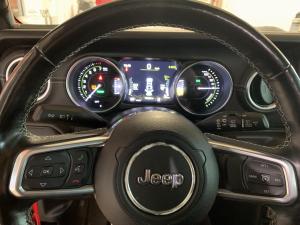 Miniature 18 Jeep Wrangler 4XE Unlimited Sahara 2021