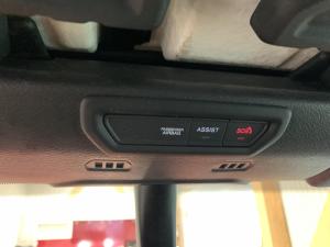 Miniature 34 Jeep Wrangler 4XE Unlimited Sahara 2021