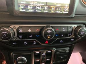 Miniature 20 Jeep Gladiator Mojave 2023