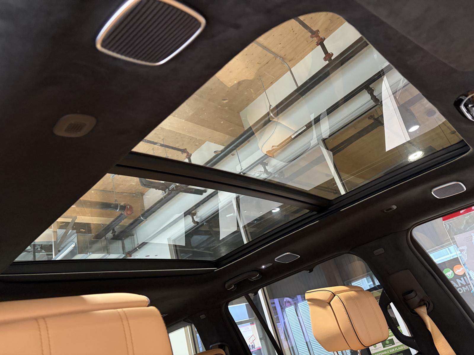 Jeep Grand Wagoneer L Series III 2023 — photo 5
