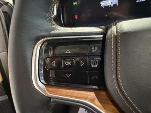 Miniature 18 Jeep Grand Wagoneer L Series III 2023