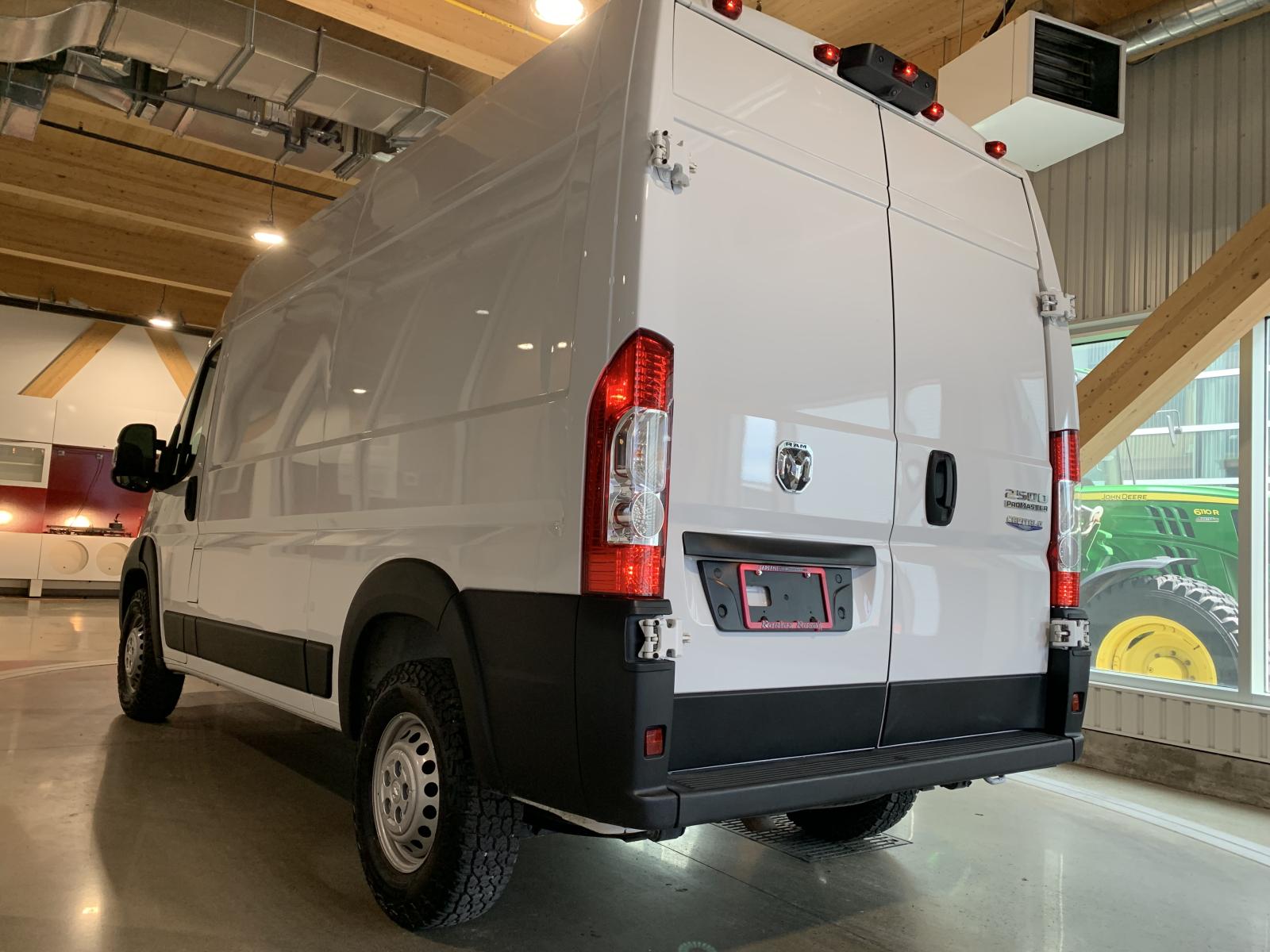 RAM Promaster 2500 High SLT+ HR 2025 — photo 2