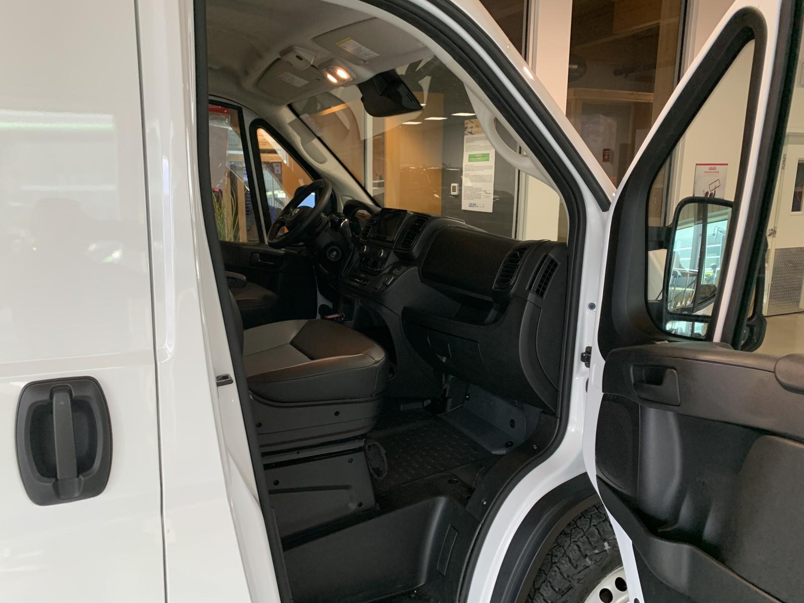 RAM Promaster 2500 High SLT+ HR 2025 — photo 8