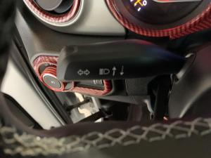 Miniature 27 Jeep Wrangler Sahara 2023