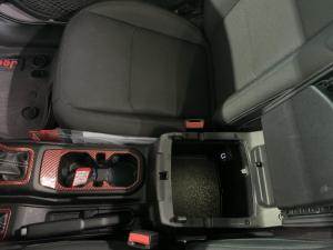 Miniature 34 Jeep Wrangler Sahara 2023