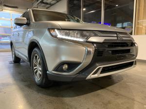 Thumbnail 6 Mitsubishi Outlander ES 2020