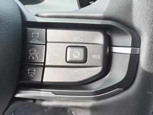 Thumbnail 14 Jeep Cherokee Laredo 2026