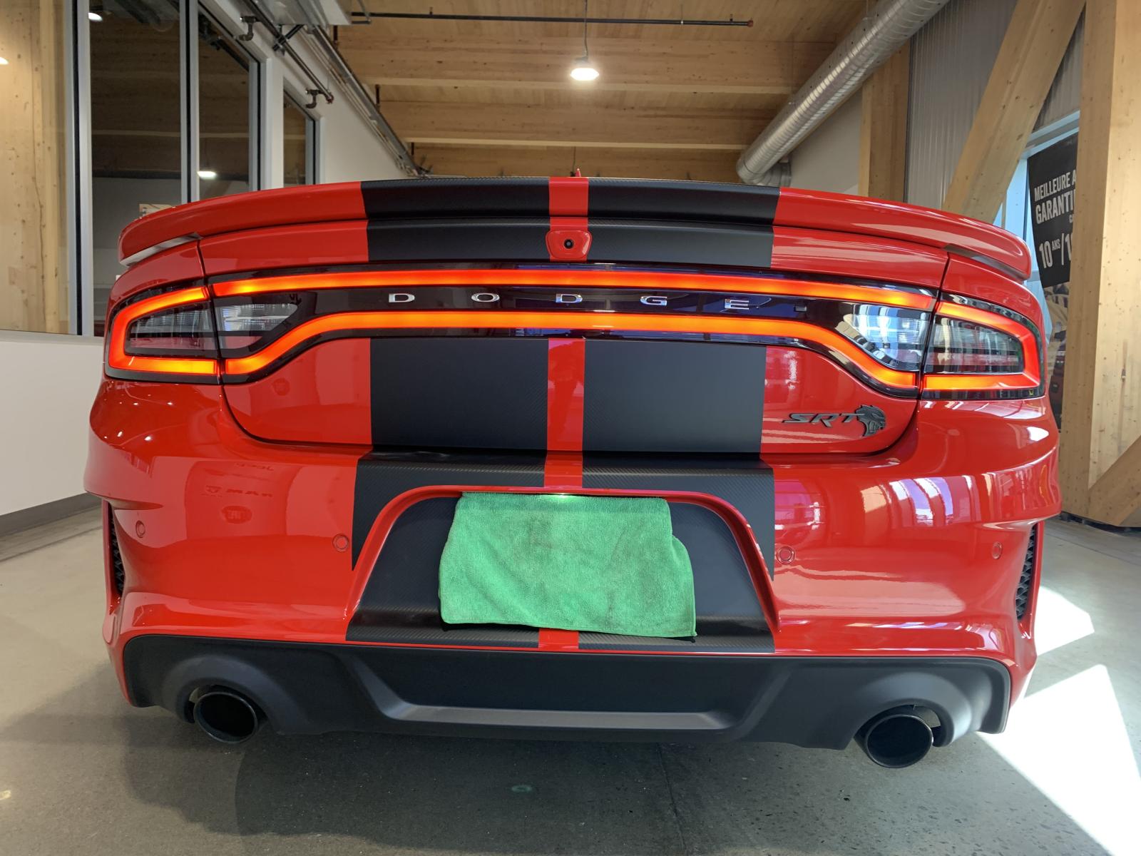 Dodge Charger SRT Hellcat W/B 2023 — photo 3