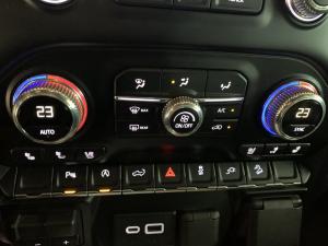 Miniature 23 GMC Sierra K1500 AT4 2019