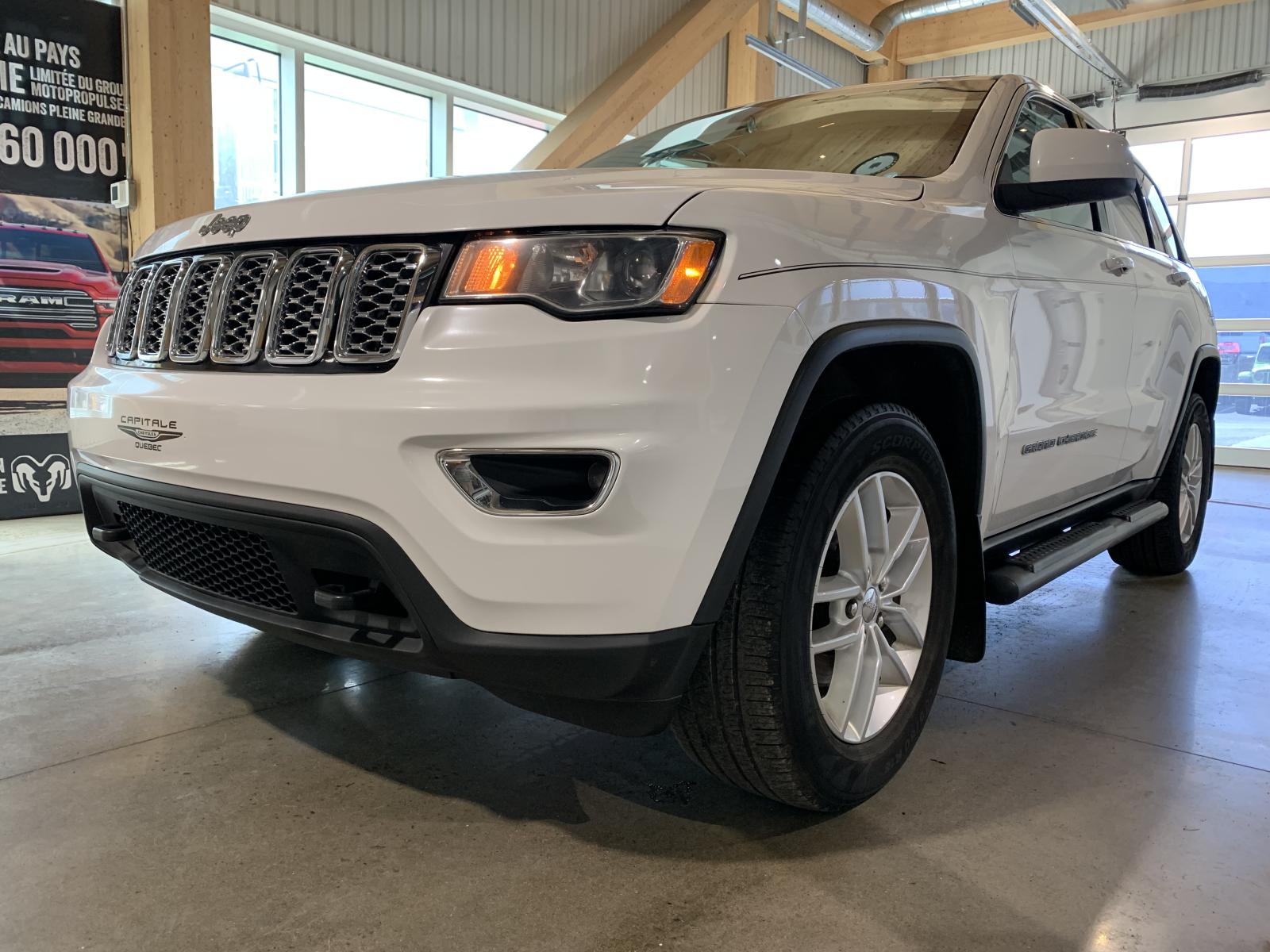 2018 Jeep Grand Cherokee Laredo 4WD