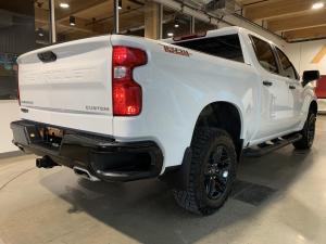 Miniature 5 Chevrolet Silverado Custom Trail Boss 2026