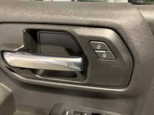 Miniature 26 Chevrolet Silverado Custom Trail Boss 2026