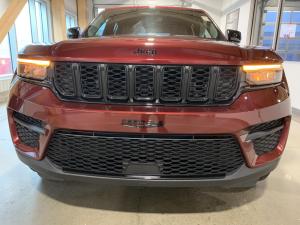 Miniature 7 Jeep Grand Cherokee Laredo Altitude 2023