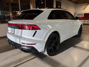 Miniature 5 Audi RS Q8 Performance 2025