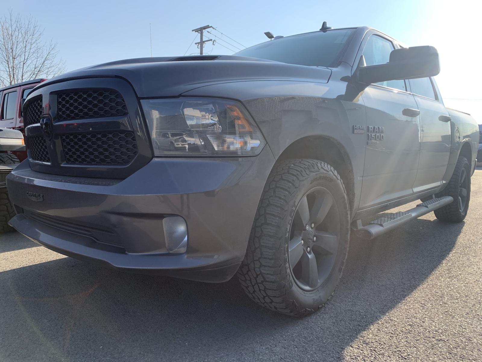 Image 1 RAM 1500 Classic Tradesman 2022